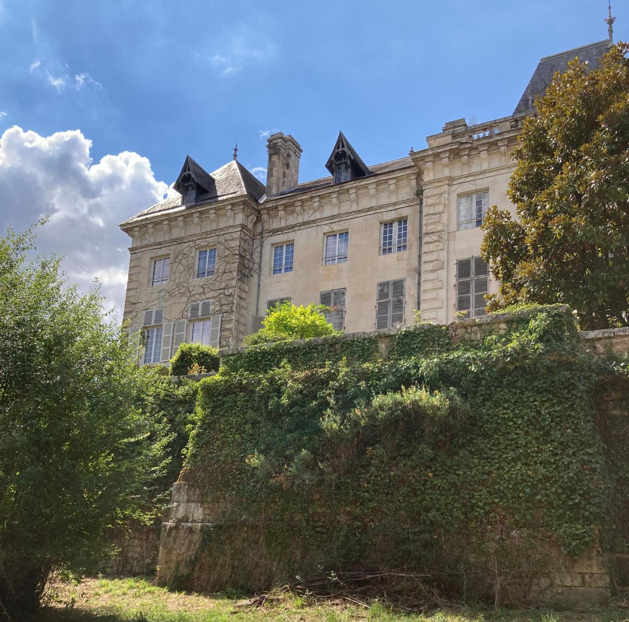 Chateau De Chasseneuil Sur Bonnieure Екстериор снимка
